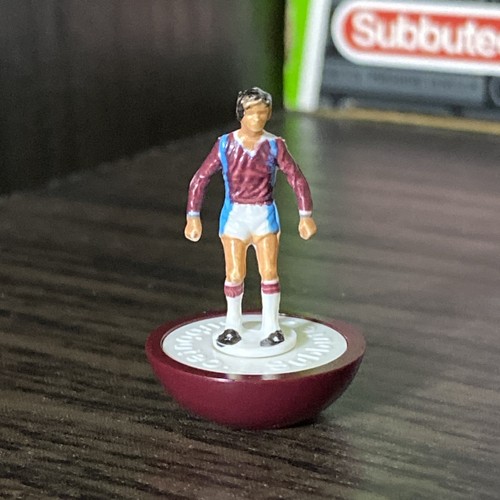 Ricambio subbuteo west - ricambio, lw